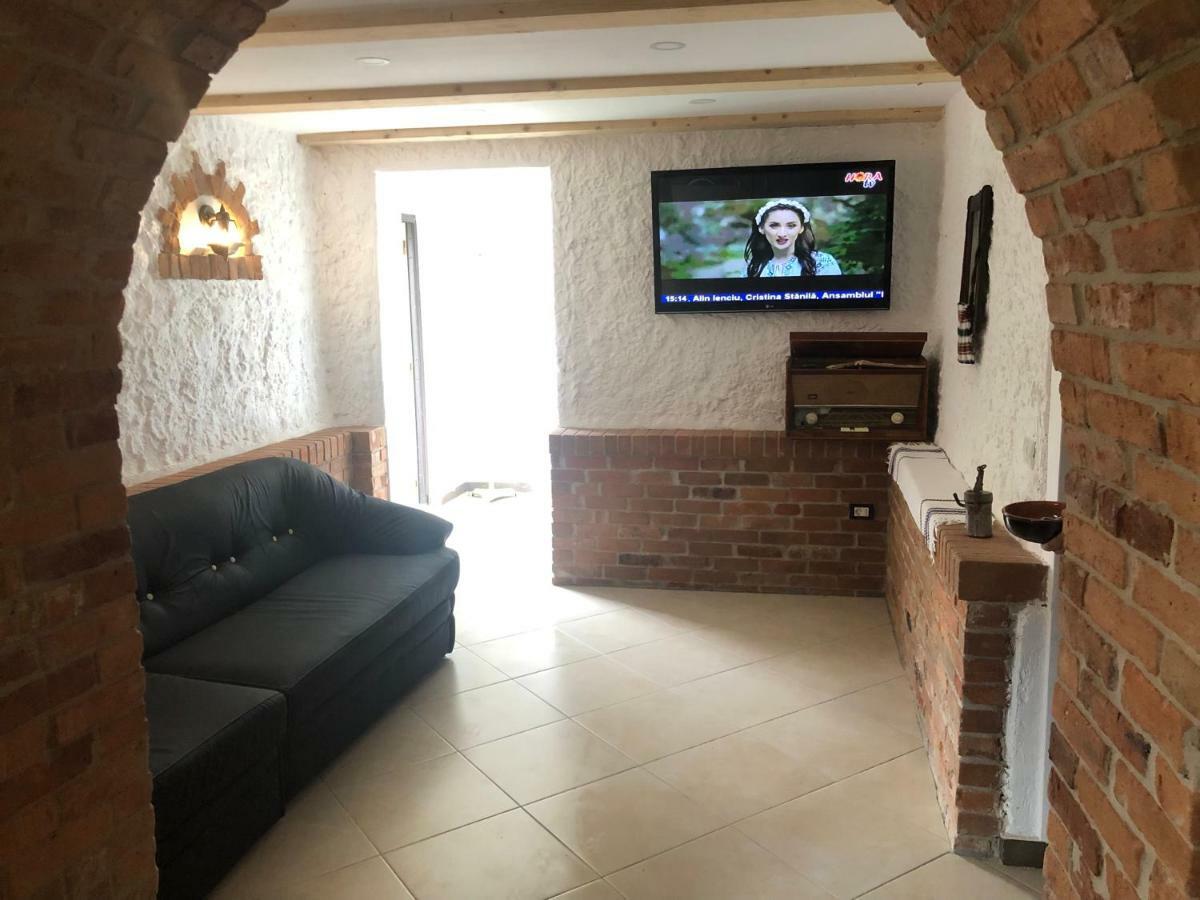 Pensiunea Exedra Hotell Borşa Exteriör bild
