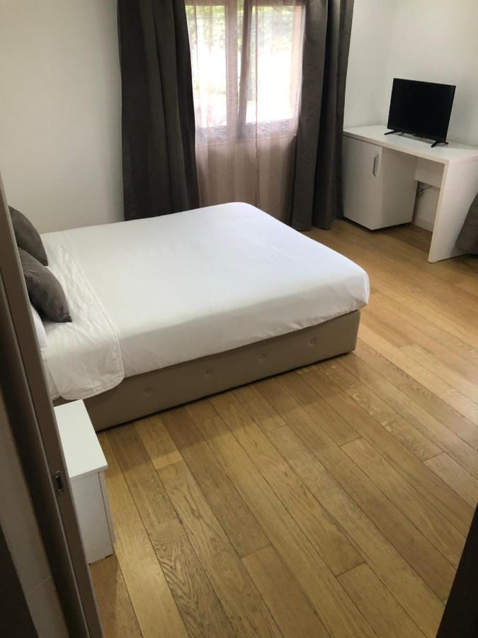 Pensiunea Exedra Hotell Borşa Exteriör bild
